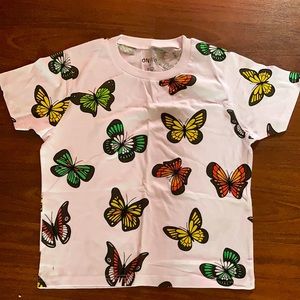 Pretty cute top, summer vibes.